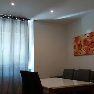 Apartamento Nice Livings Lazzaroni, Milão