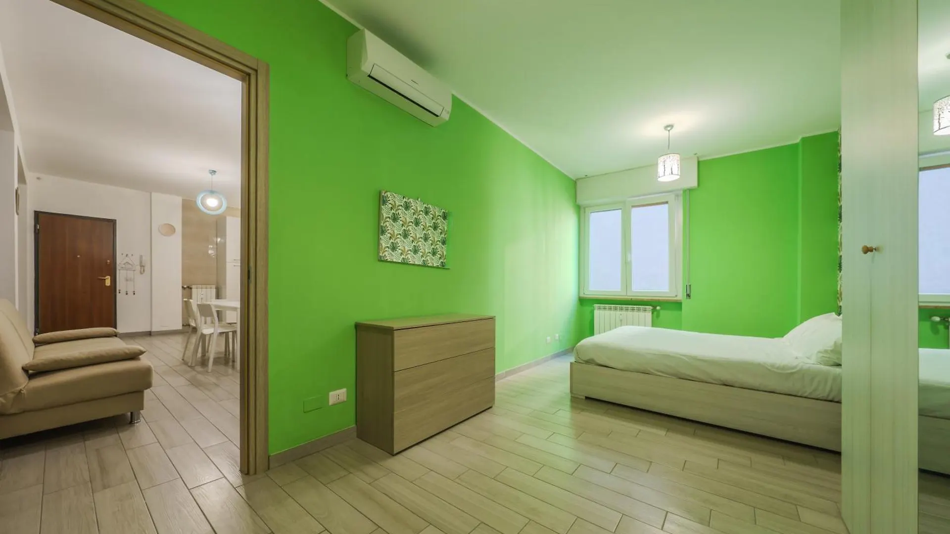 Michele Flat - Parcheggio - 10 Min Da Milano Centro Apartment